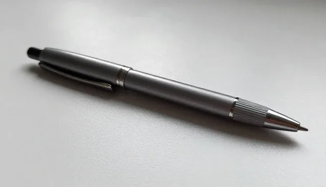 信息咨询产品选型中的性能与适用条件分析